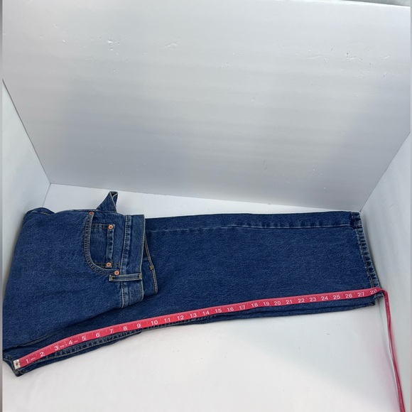 LEVI’S 505, ALMOST NEW, WAIST 38 LENGTH 30, BLUE COLOR, FRONT ZIPPER, 100%COTTON - Picture 5 of 13